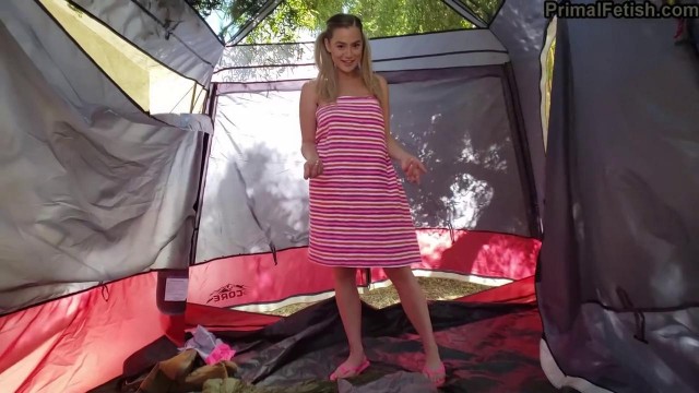 Превью В палатке турист снял секс с молодой блондинкой № 36307