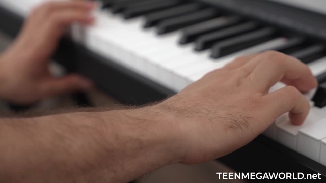 Превью Уроки музыки, которые закончились вполне ожидаемо № 46697