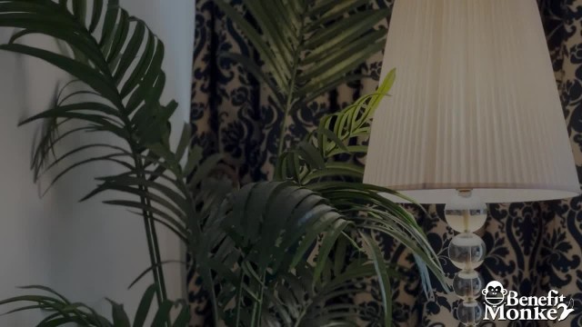 Превью Эта крошка знает толк в соблазнении № 46699